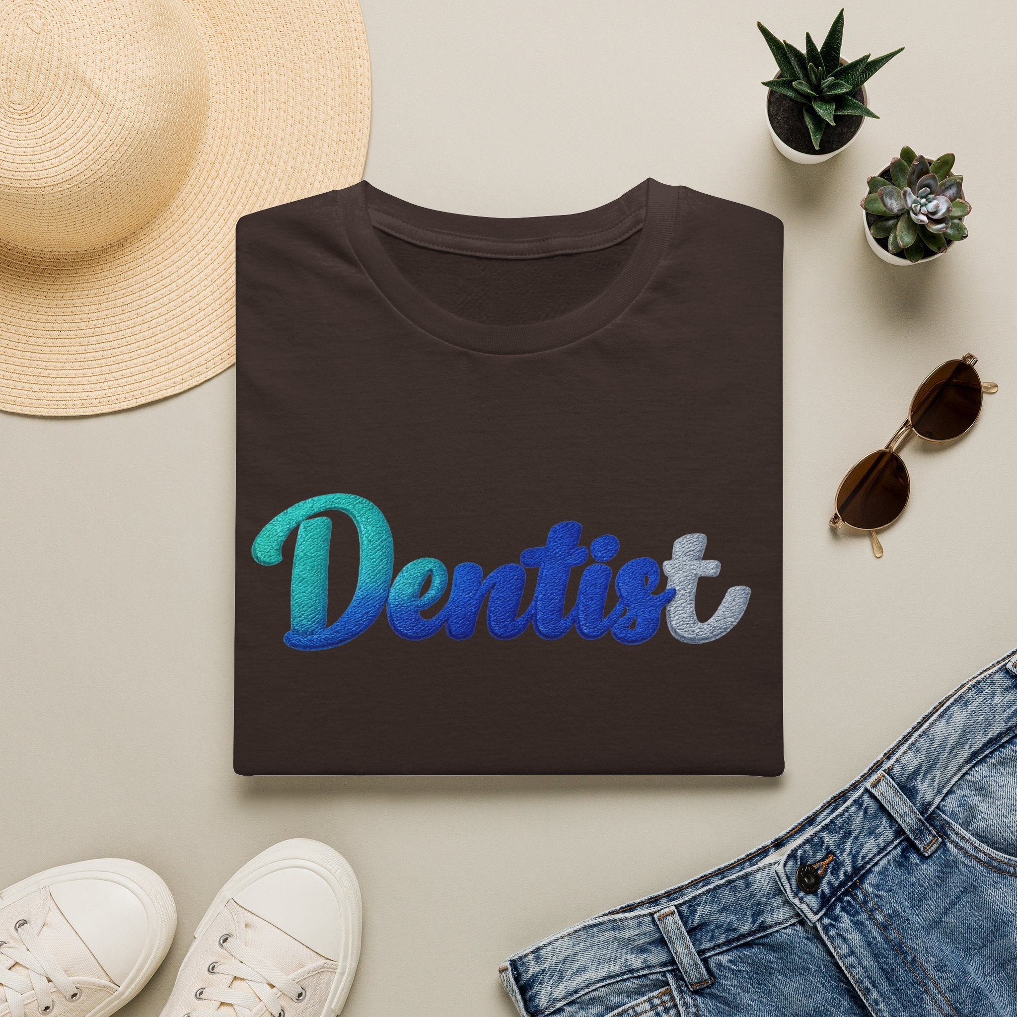 Dentist T-Shirt — Gradient Script Dental Tee for Hygienists & Dentists